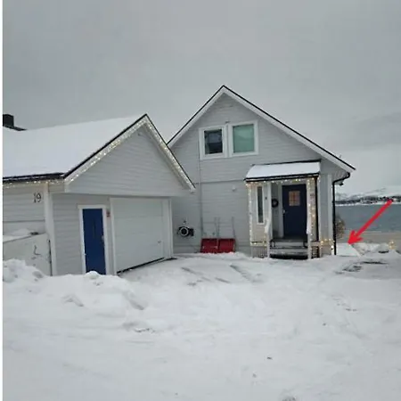 Norwegian 2 Bedroom With Free Parking Apartment *