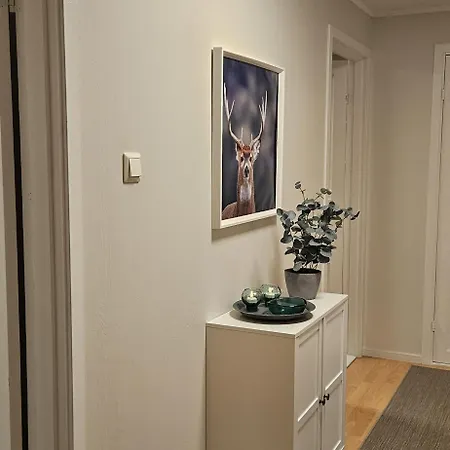 Norwegian 2 Bedroom With Free Parking * Tromsdalen